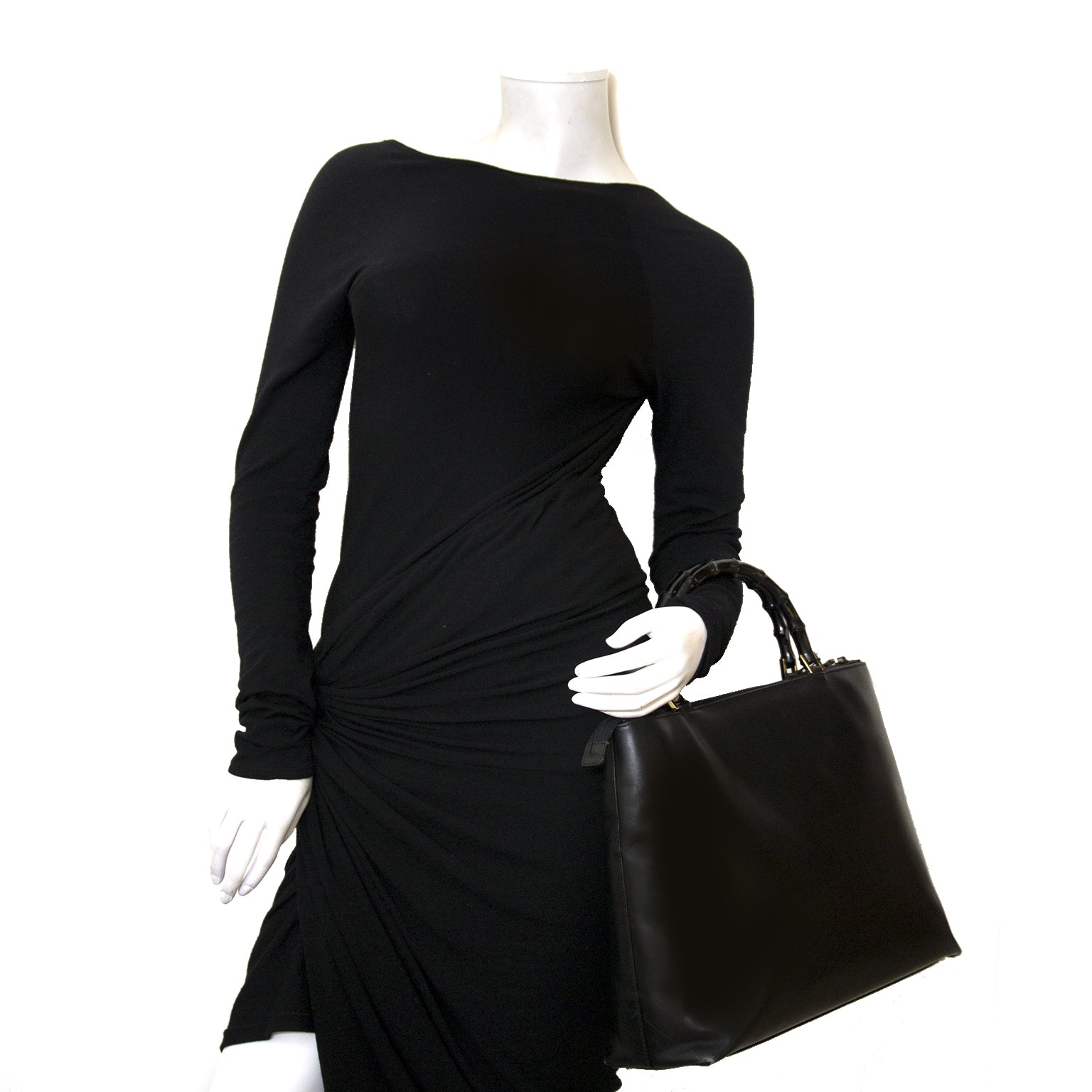 gucci zwarte bamboo tas nu te koop bij labellov vintage mode webshop belgië