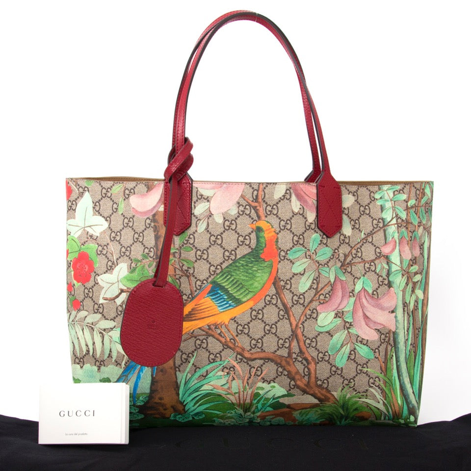 Gucci Tian GG Supreme Tote – Labellov
