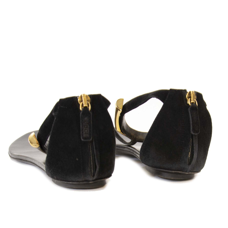 Gucci Black Leather Sandals with Gold Hardware. tweedehands Gucci sandalen secondhand Gucci sandals second main Gucci sandales