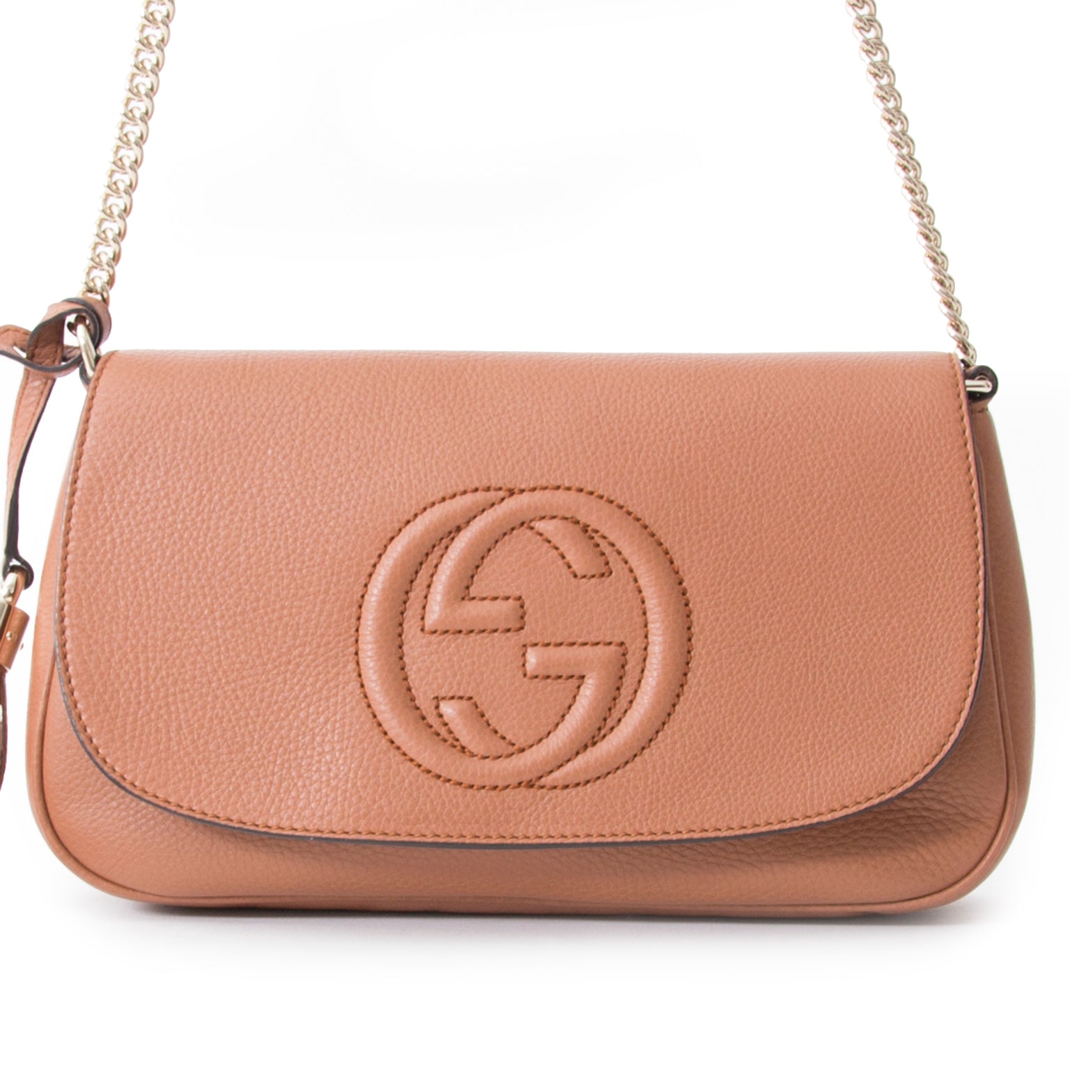 Buy authentic Gucci Soho Cognac Shoulder Bag at the right price at LabelLOV vintage webshop. Luxe, vintage, fashion. Safe and secure online shopping. Antwerp, Belgium.