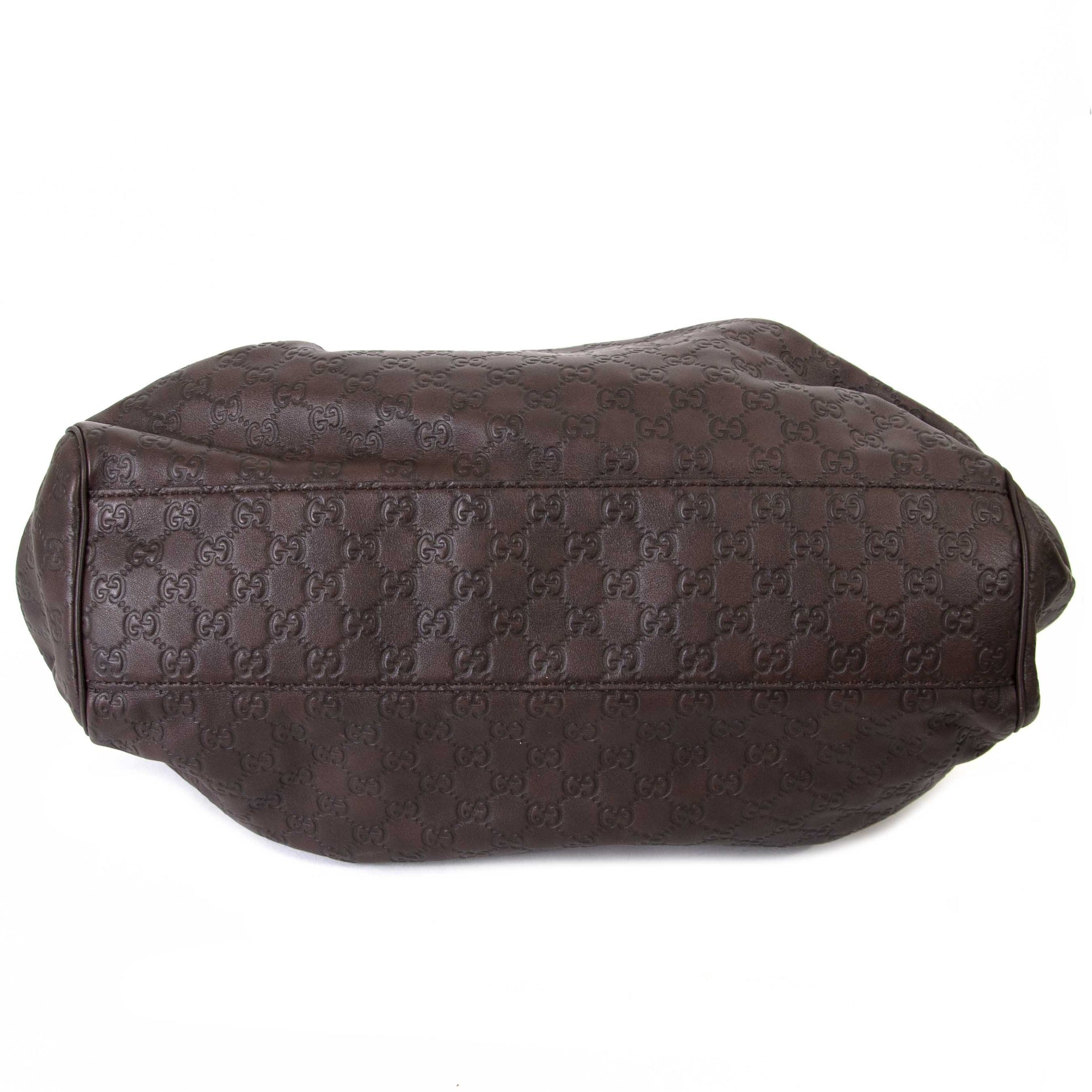 Gucci Sukey Monogram Leather tas nu te koop bij labellov vintage webshop aan de laagste prijs