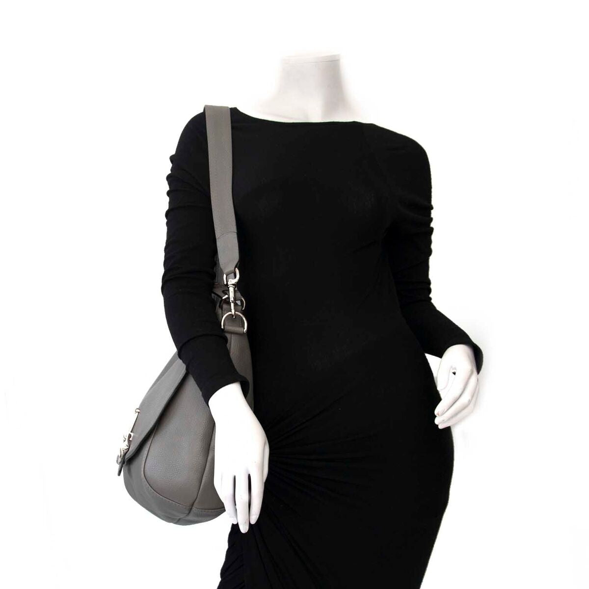 Kaufen Sie authentische gebrauchte Gucci Handtasche zu einem fairen Preis bei LabelLOV. Sicheres Online-Shopping.