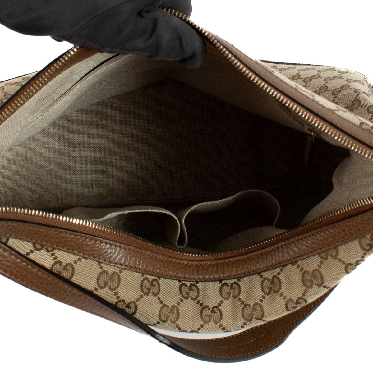 shop 100% authentic second hand Gucci GG Monogram Bree Hobo Bag on Labellov.com
