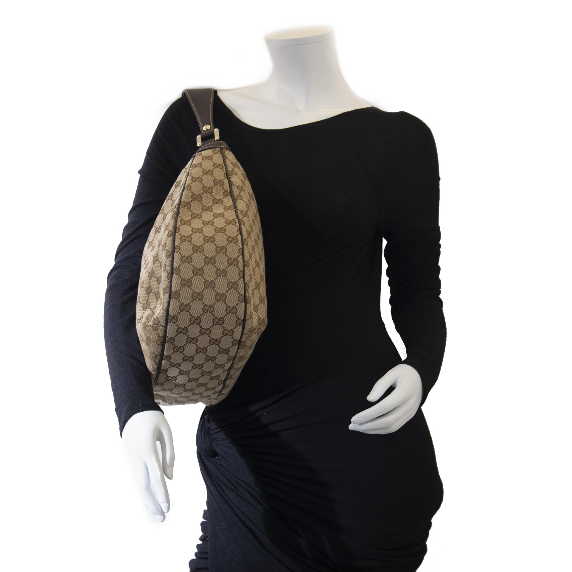 Gucci Beige/Ebony GG Canvas New Web Hobo Bag. Buy authentic Gucci bag online. Hobo Shouder Top handle bag iconic print. Safe payment. Buy online.