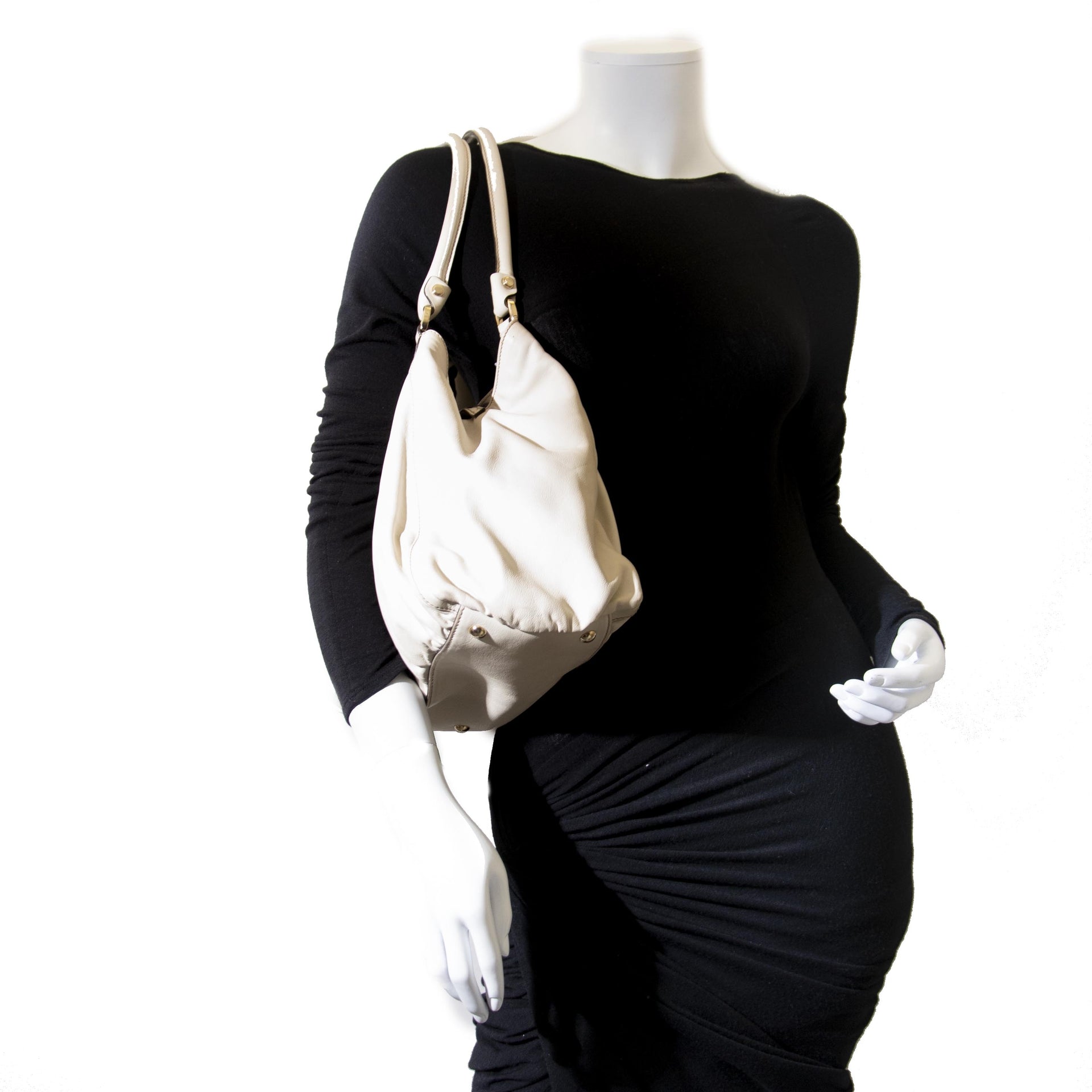 Buy a second hand Gucci bag at the right price at LabelLOV vintage webshop