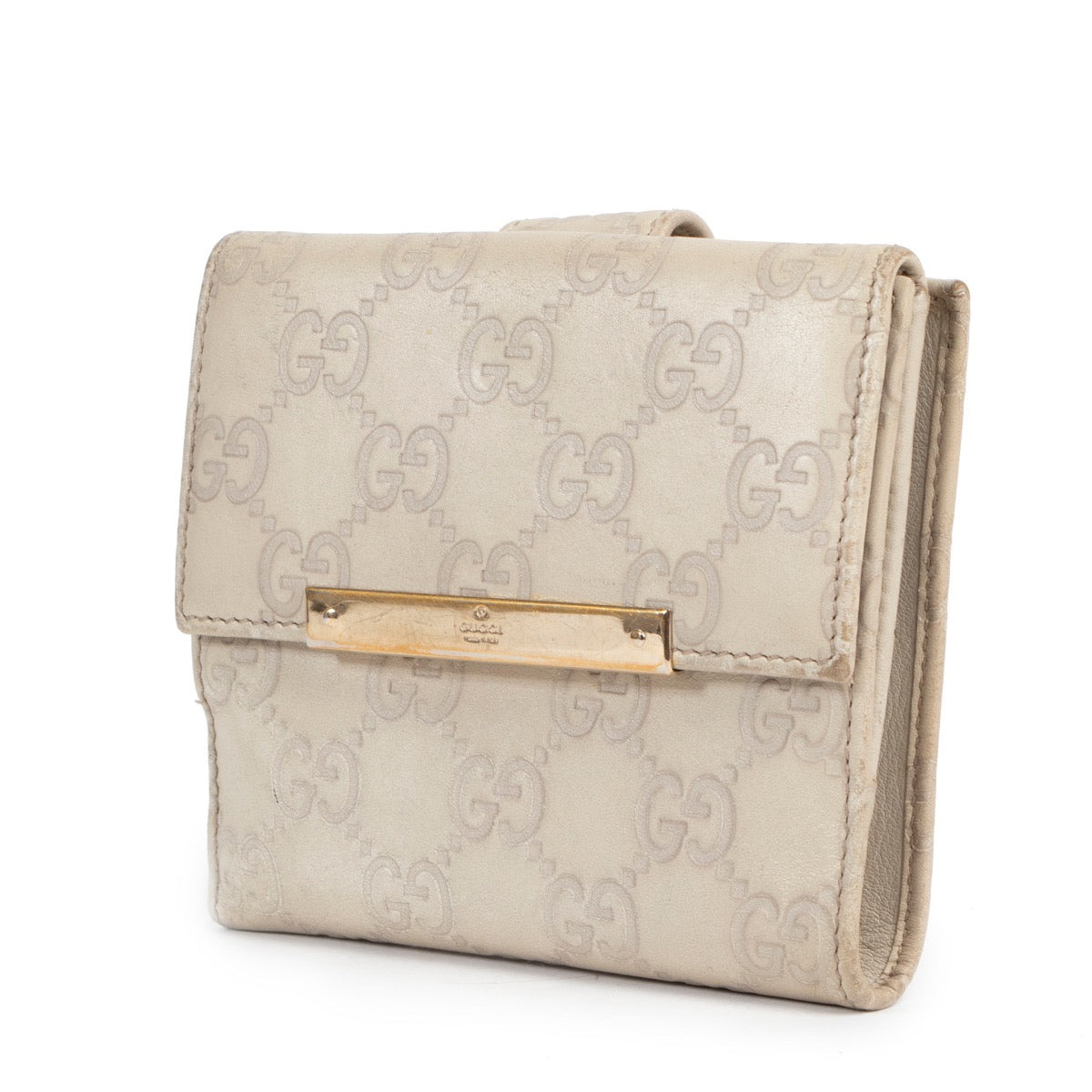 Koop veilig online op labellov.com Gucci beige portemonnee.