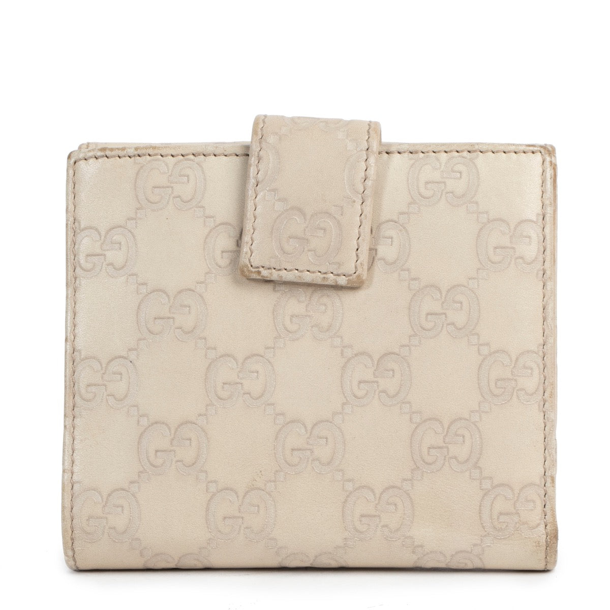 Shop safe online this Gucci beige wallet.
