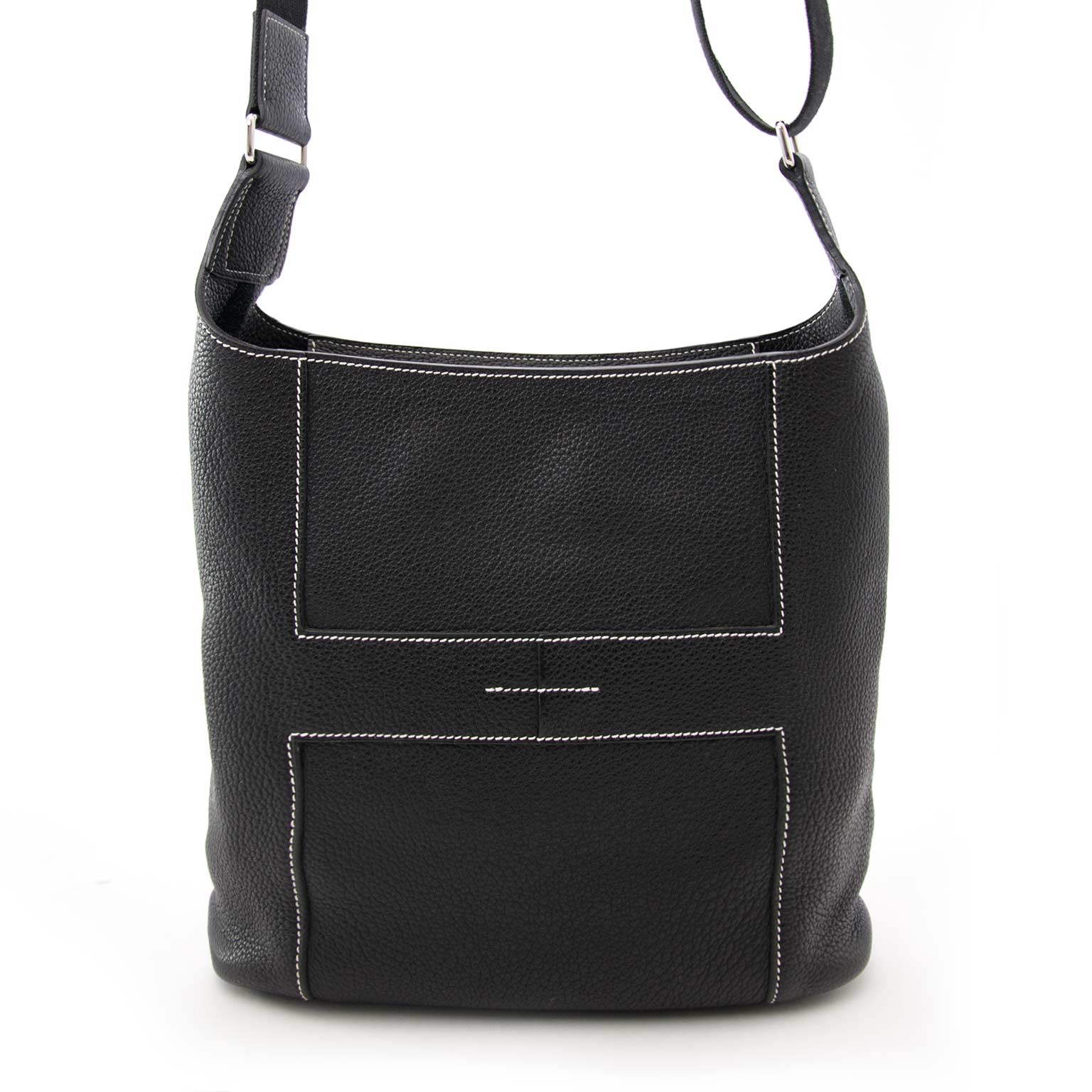 Buy your Hermès Black Goodnews Bag for the best price available online at Labellov