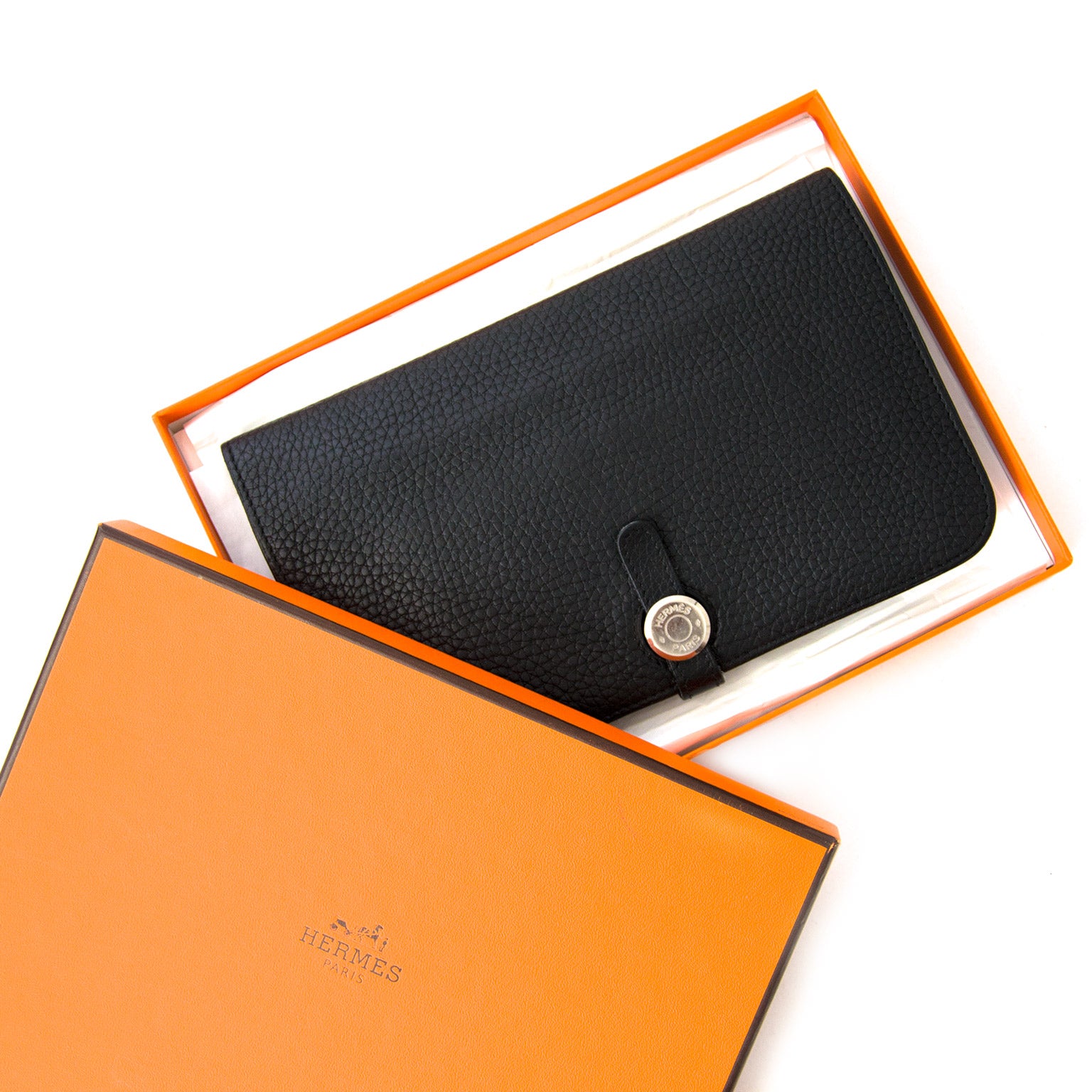 comme portefeuille pour le meilleur prix par le meilleur Hermès Dogon Black Wallet