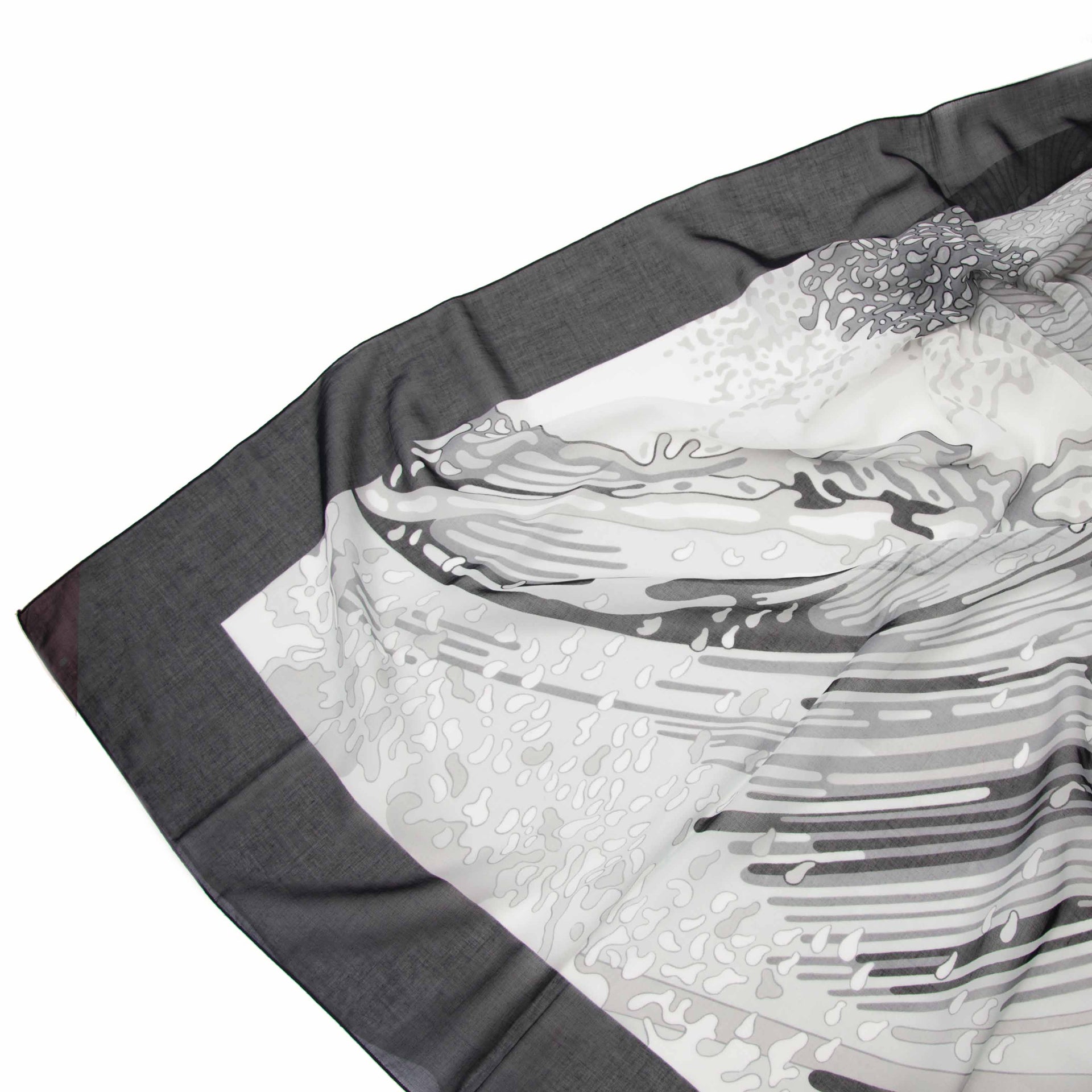 Bent u opzoek naar een Hermès Black and White Waves Scarf?