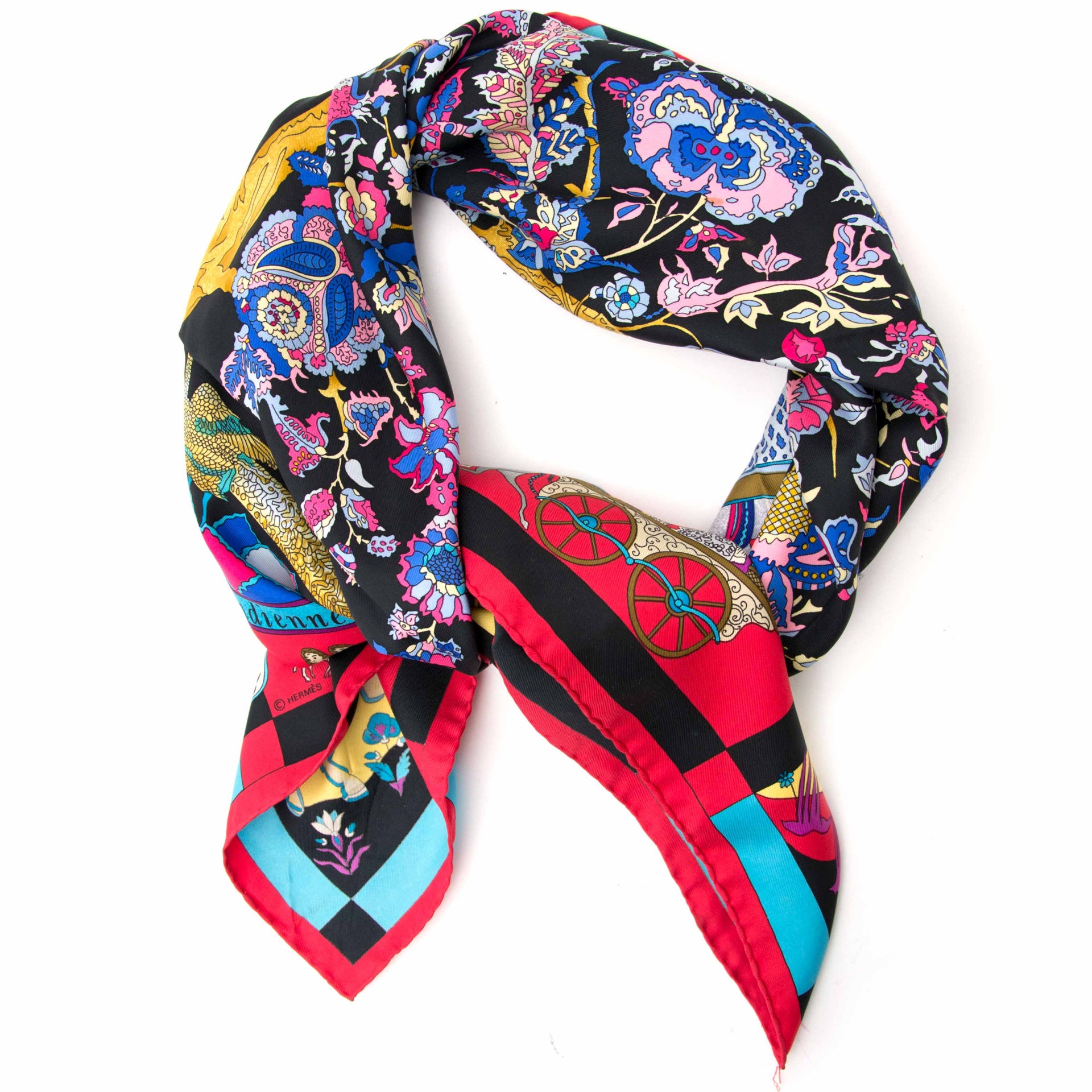 Buy now online your secondhand Hermès Silk Scarf Carré Fantaisies Indiennes on labellov.com
