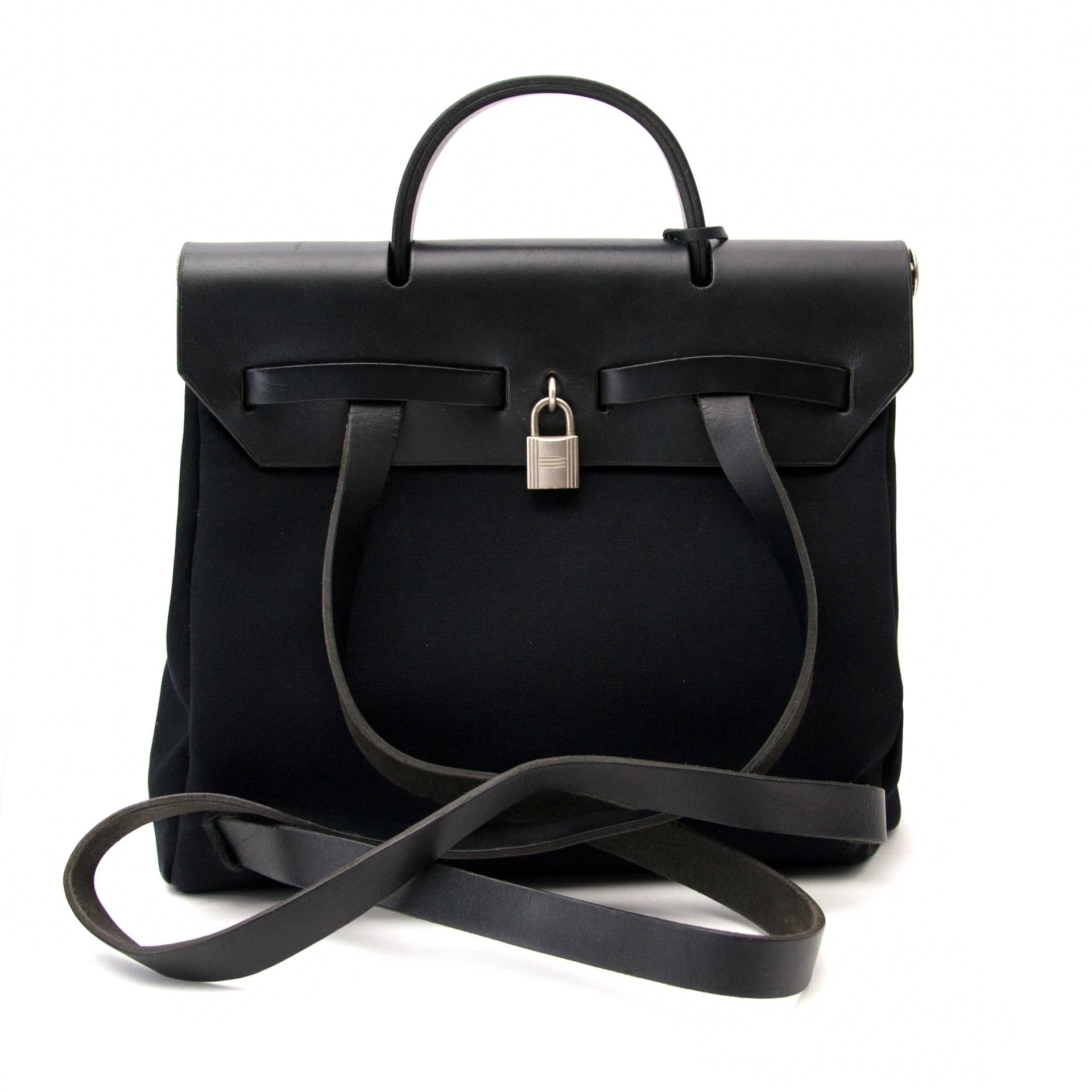 zoek jij online aan de beste prijs Hermes All Black 2 in 1 Herbag Backpack