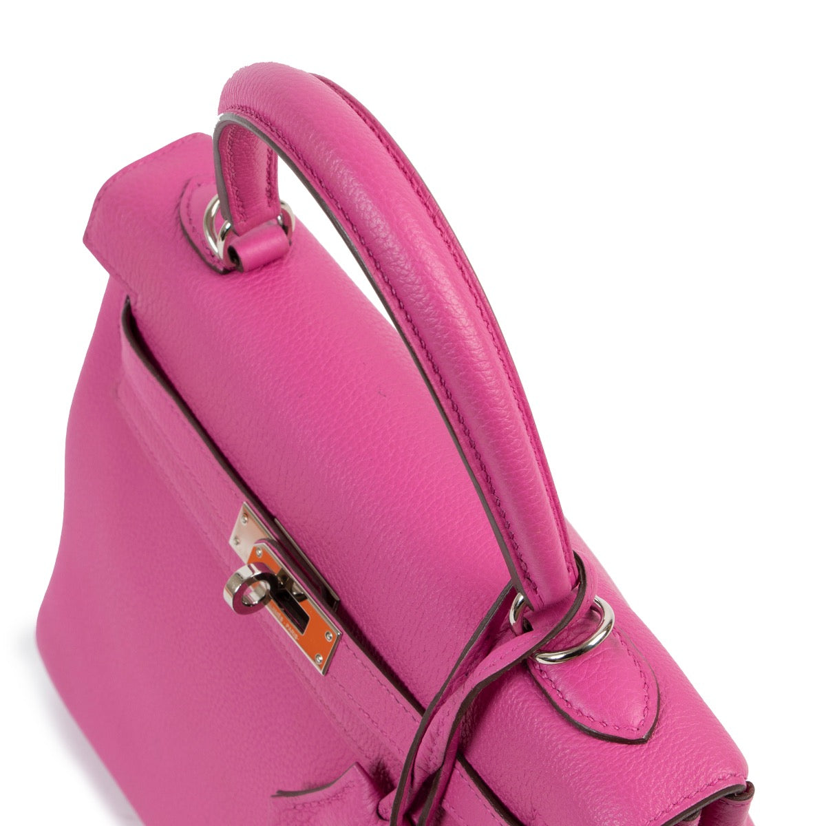 Buy a 100% authentic second hand Hermès Magnolia Togo Kelly 25 Retourne in pristine condition at Labellov