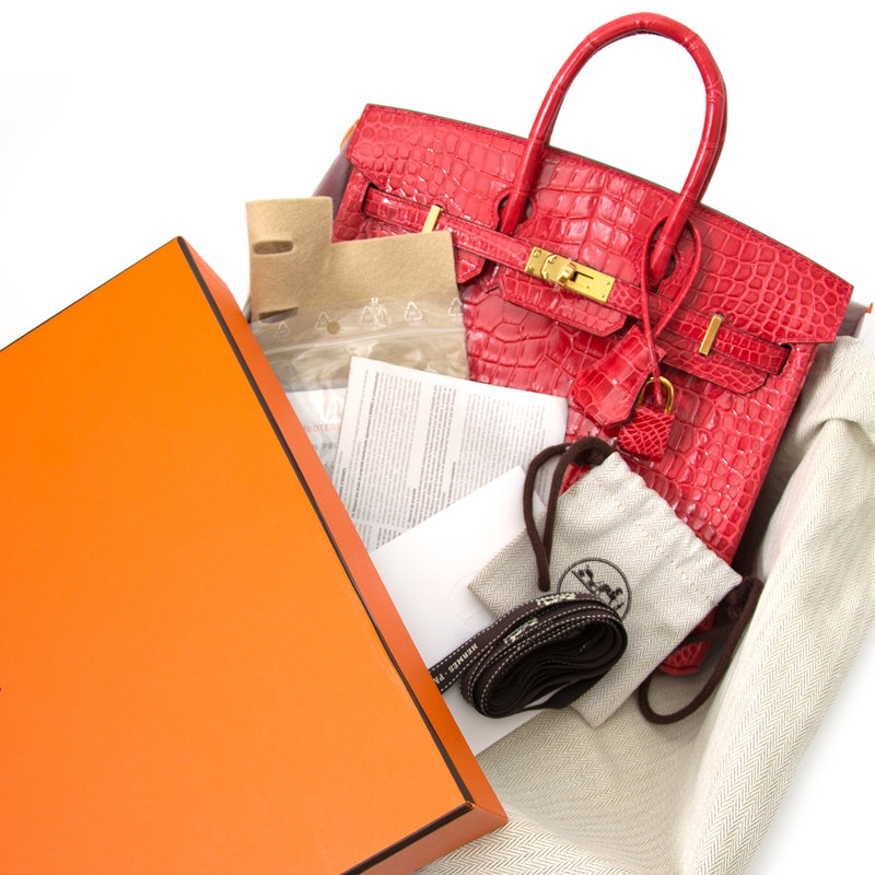 100% authentic Hermès Birkin 25 Crocodile Porosus Bougainvillier GHW right now available at labellov.com
