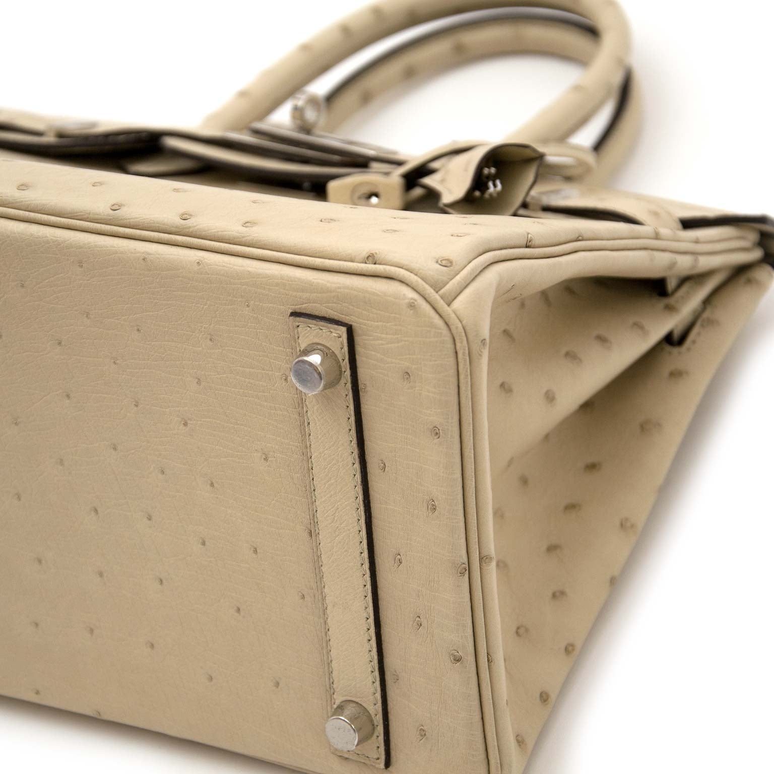 Hermes Birkin 30cm Parchemin Ostrich GHW nu online verkrijgbaar bij labellov.com
