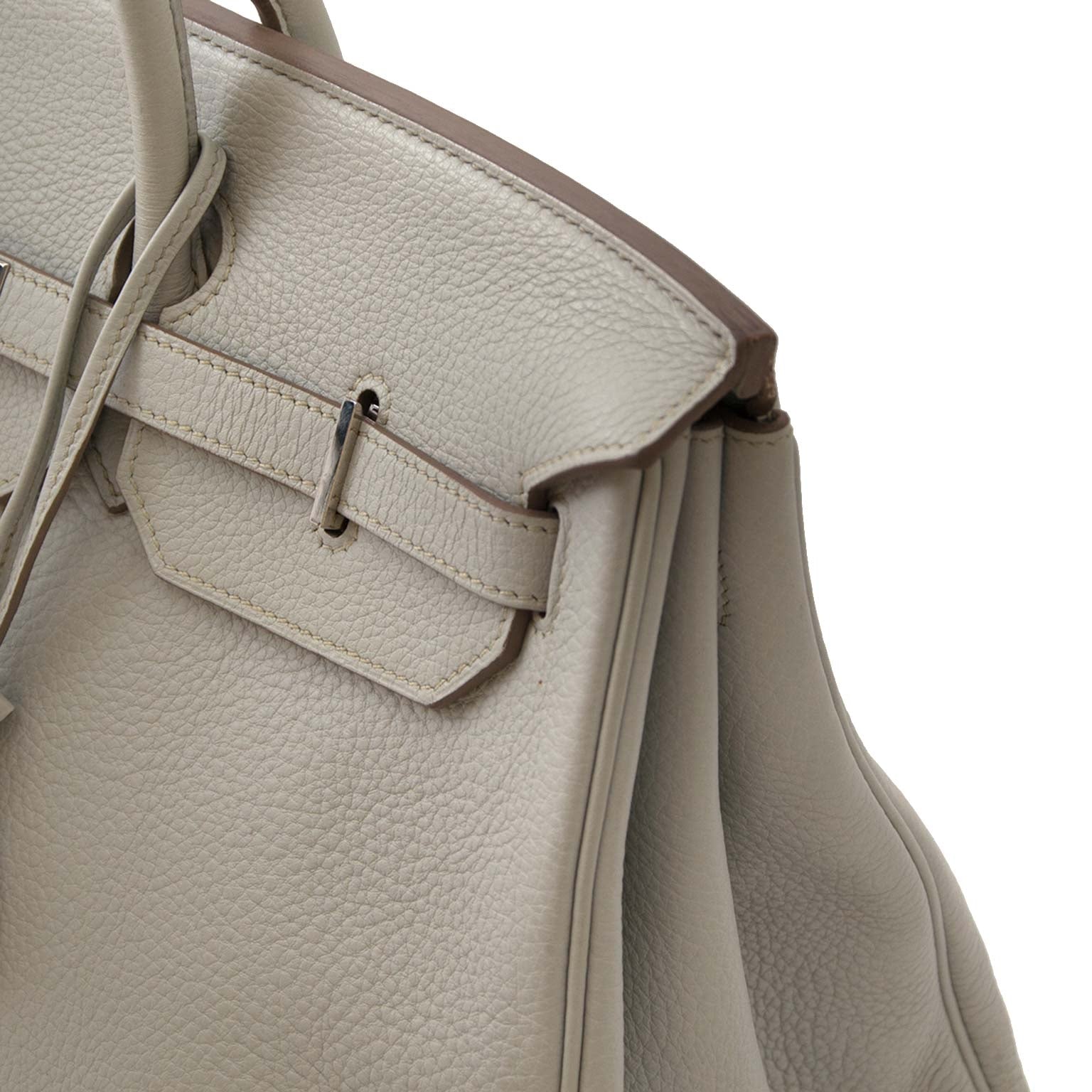 Hermès Birkin 40cm Gris Perle Clemence Taurillon PHW nu te koop bij labellov.com