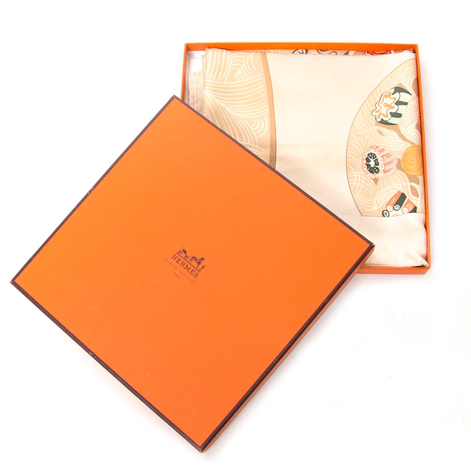 koop Hermès Carre Silk Scarf ' Sulfure & Presse - Papiers' bij labellov