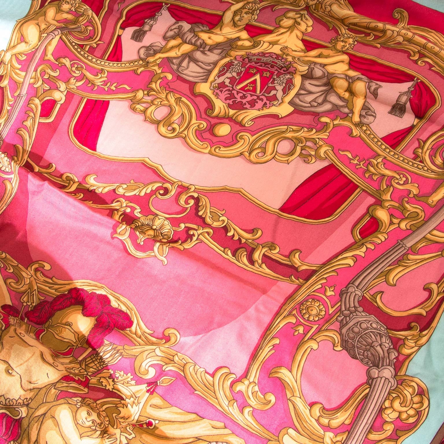 Hermès 'Grand Carrosse pour un Ambassadeur' Cashmere Shawl te koop
