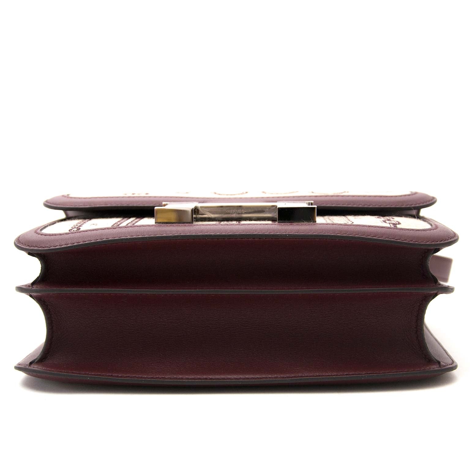 labellov.com, de tweedehands website voor al uw designer handtassen tegen de beste prijs
