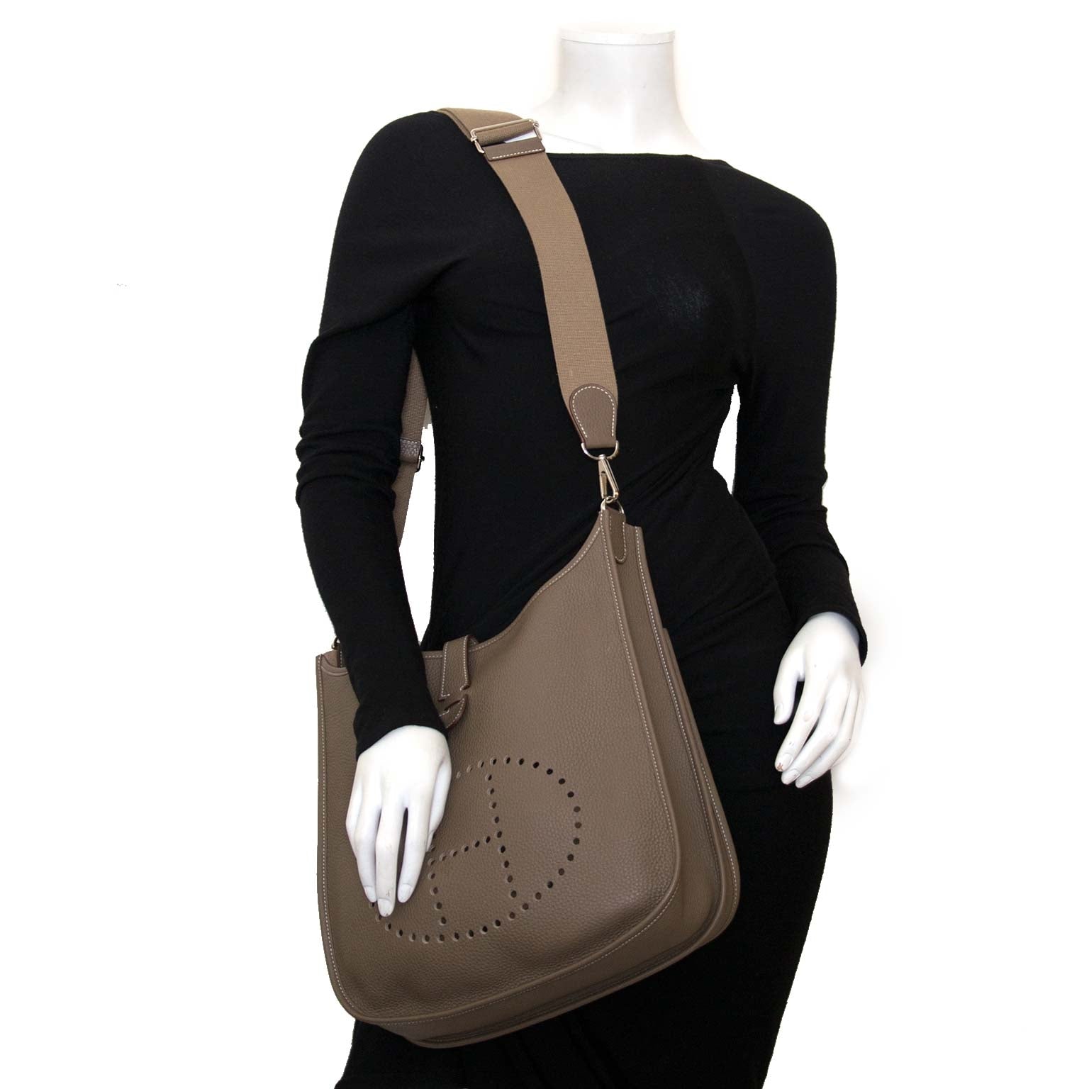 Hermès evelyne gm bag now for sale at labellov vintage fashion webshop belgium