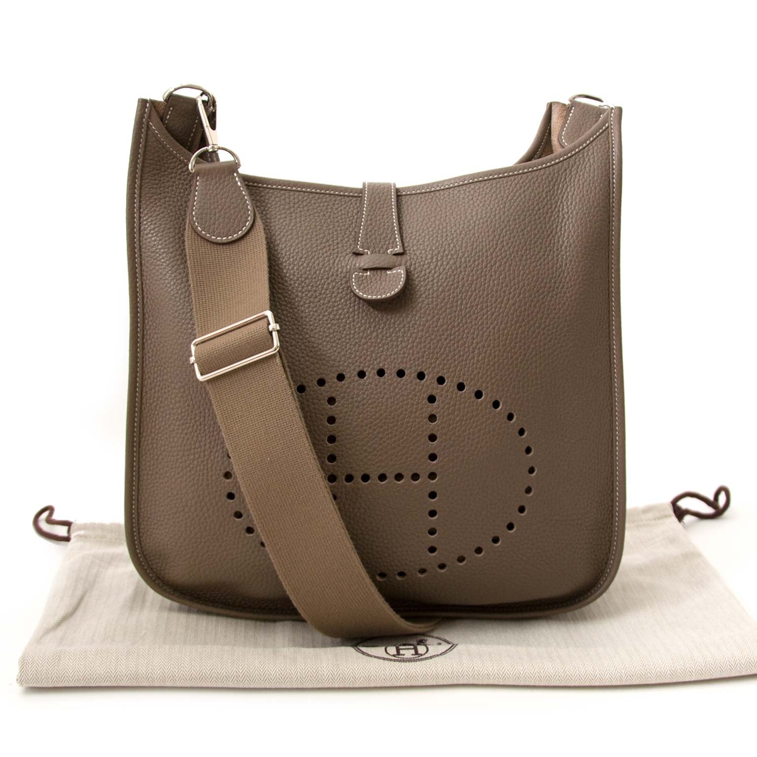 Hermès evelyne gm bag now for sale at labellov vintage fashion webshop belgium