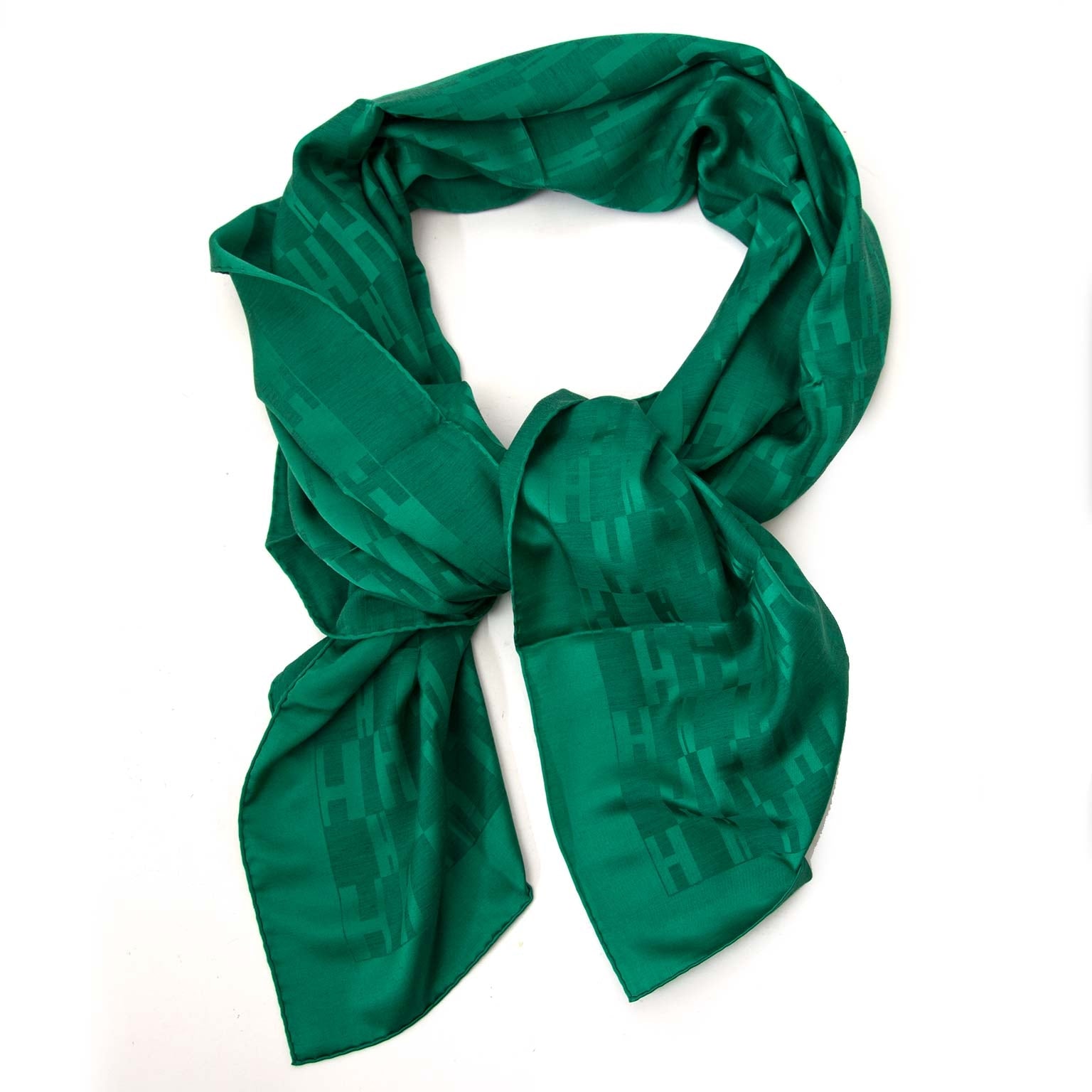 Hermès groene sjalen nu online bij labellov vintage fashion webshop