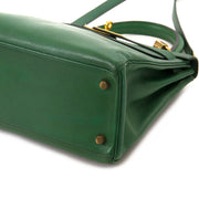 Are you interested in an authentic designer handbag for the best price? Shop Hermès Kelly 28 Vert Bengal Courchevel GHW.