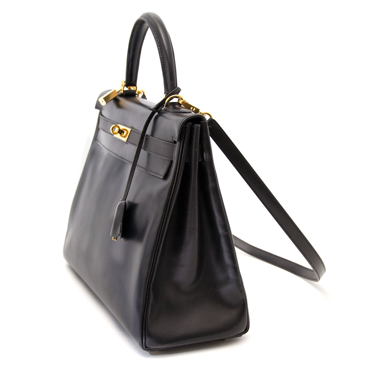 Buy safe and secure online at labellov.com hermes kelly black boxcalf 35cm with strap now for sale!