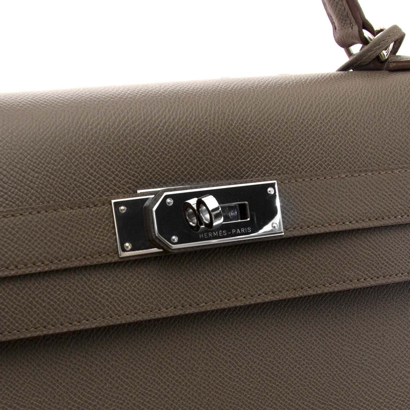 Koop uw authentieke Hermes handtassen aan de beste prijs bij Labellov Hermès Kelly 40 Sellier Epsom PHW