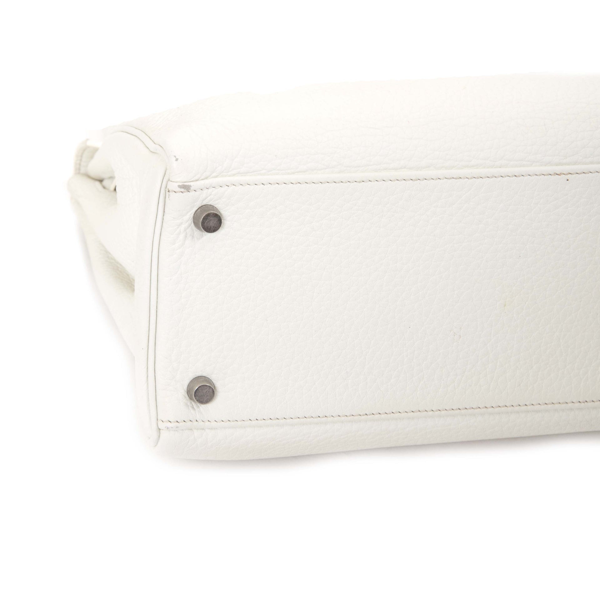 Koop tweedehands luxe tassen van Hermes bij Labellov