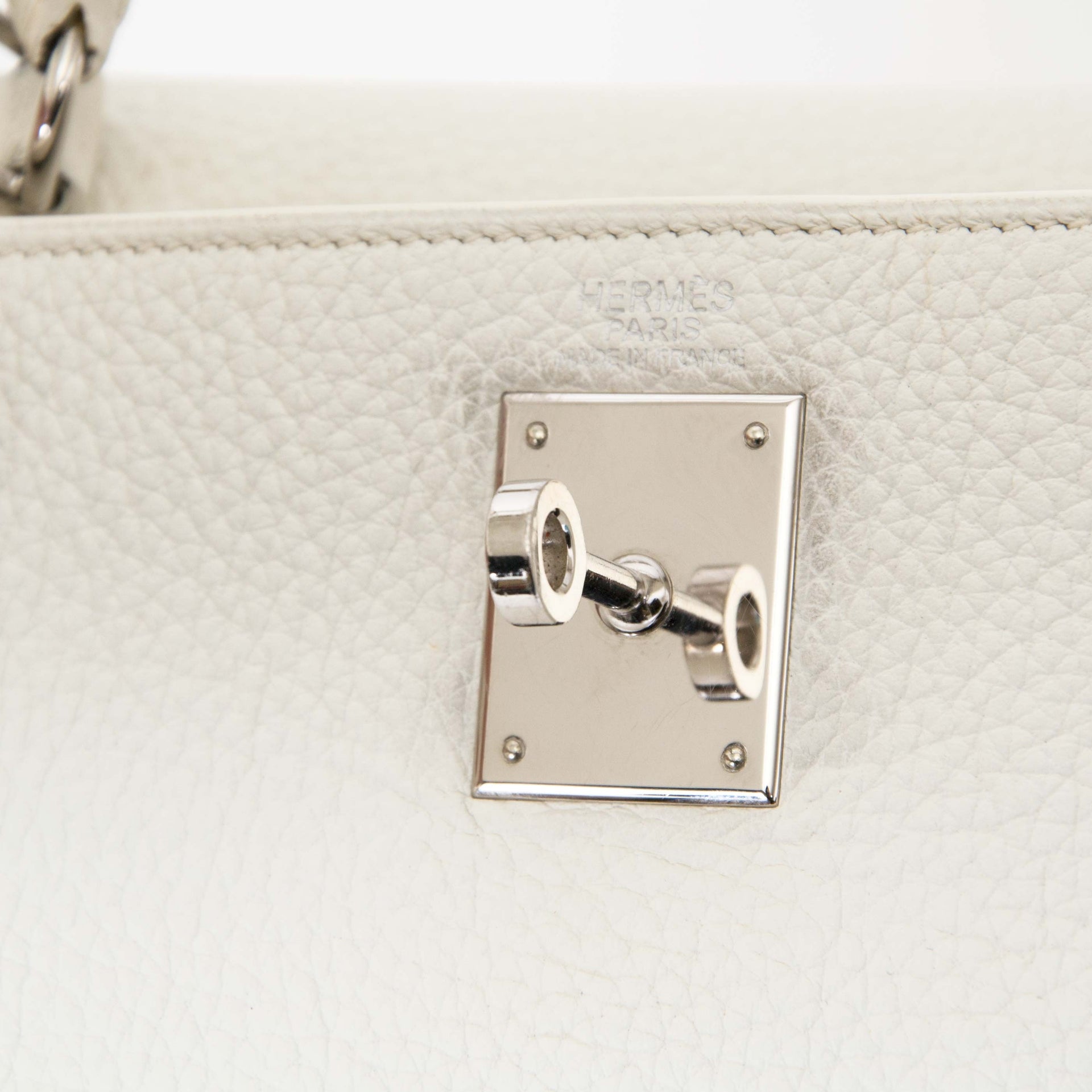 Very Rare Hermès Kelly 32 White Clemence Taurillon PHW