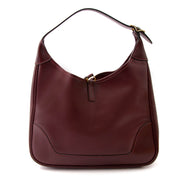 Hermès Trim Calf Leather Bordeaux Hobo Bag acheter en ligne chez labellov.com pour le meilleur prix