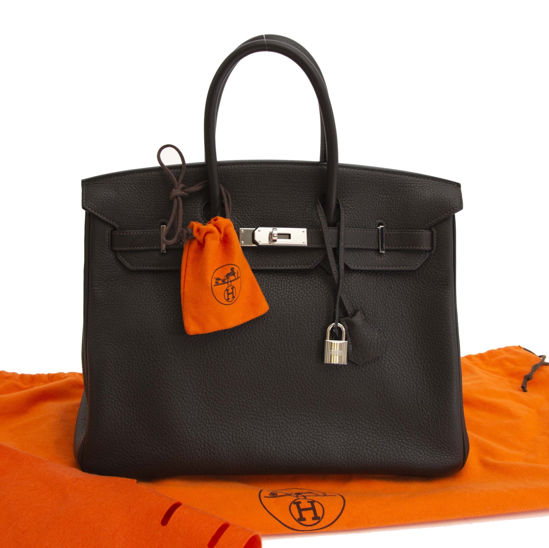 labellov.com, the place to be for wall your designer handbags and accessories. get your Hermès Birkin 35 Togo Chocolat PHW right now!