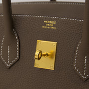 Are you looking for an authentic designer bag by Hermès? Buy and sell safe at Labellov