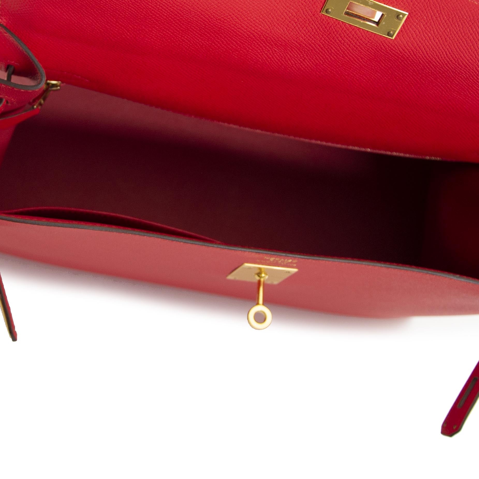 As New Hermès Kelly 35 Sellier Rouge Tomate PHW now online at labellov.com as new