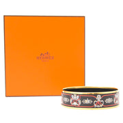 Buy authentic Chanel black bracelet at the right price at LabelLOV vintage webshop. Luxe, vintage, fashion. Safe and secure online shopping. Antwerp, Belgium.