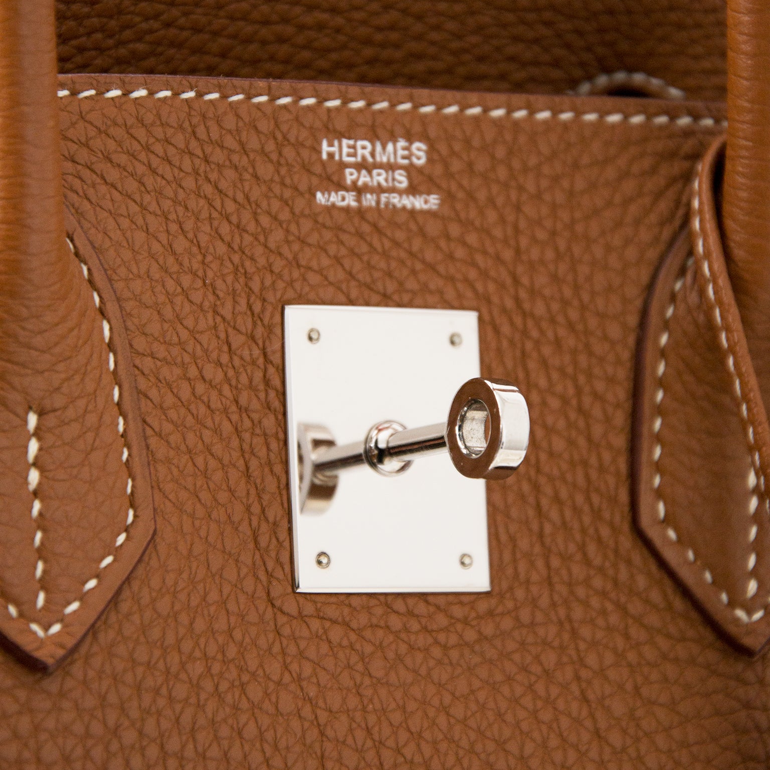 Labellov.com de online tweedehands webshop voor designer handtassen en accessoires. Hermes Birkin 30cm Togo Doublure PHW