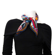 koop online aan de beste prijs jou tweedehands Hermès Silk Scarf Carré 'Les Flots Du Cheval'