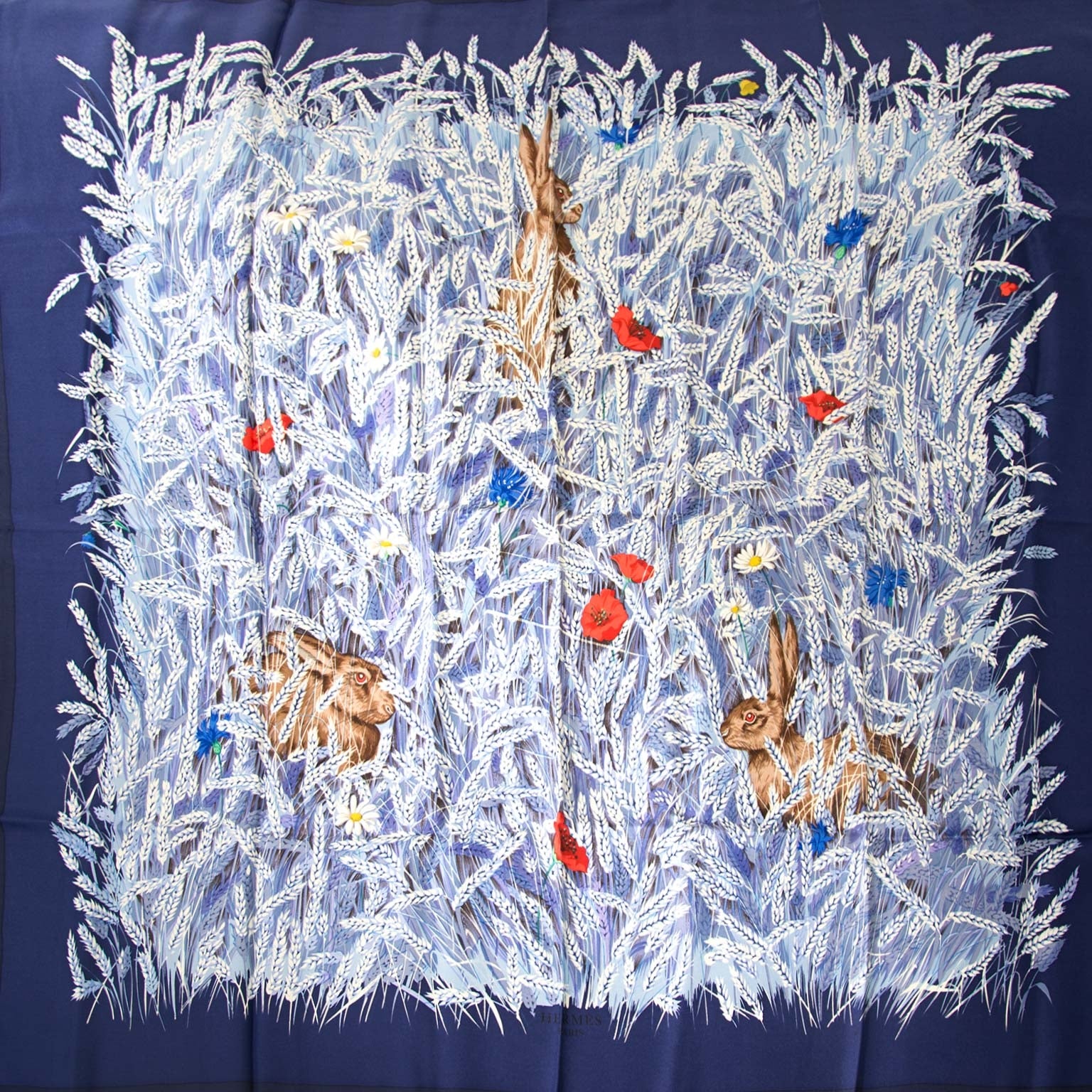 Hermès Carré Blue Rabbit Field Silk Scarf Buy authentic designer Hermes secondhand silk scarves at Labellov at the best price. Safe and secure shopping. Koop tweedehands authentieke Hermes sjaals tassen bij designer webwinkel labellov.