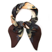 Hermès Carré De Soie 'Citrouilles & Coloquintes' now online at labellov.com at the best price.
