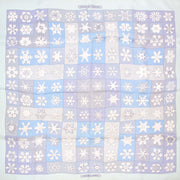Achetez maintenant en ligne Hermès Silk Scarf Carré Feux de l'Hiver chez labellov.com