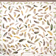 Vintage Hermès Carré scarf for the best price at Labellov webshop. Safe and secure online shopping with 100% authenticity. Vintage Hermès Carré foulards pour le meilleur prix.