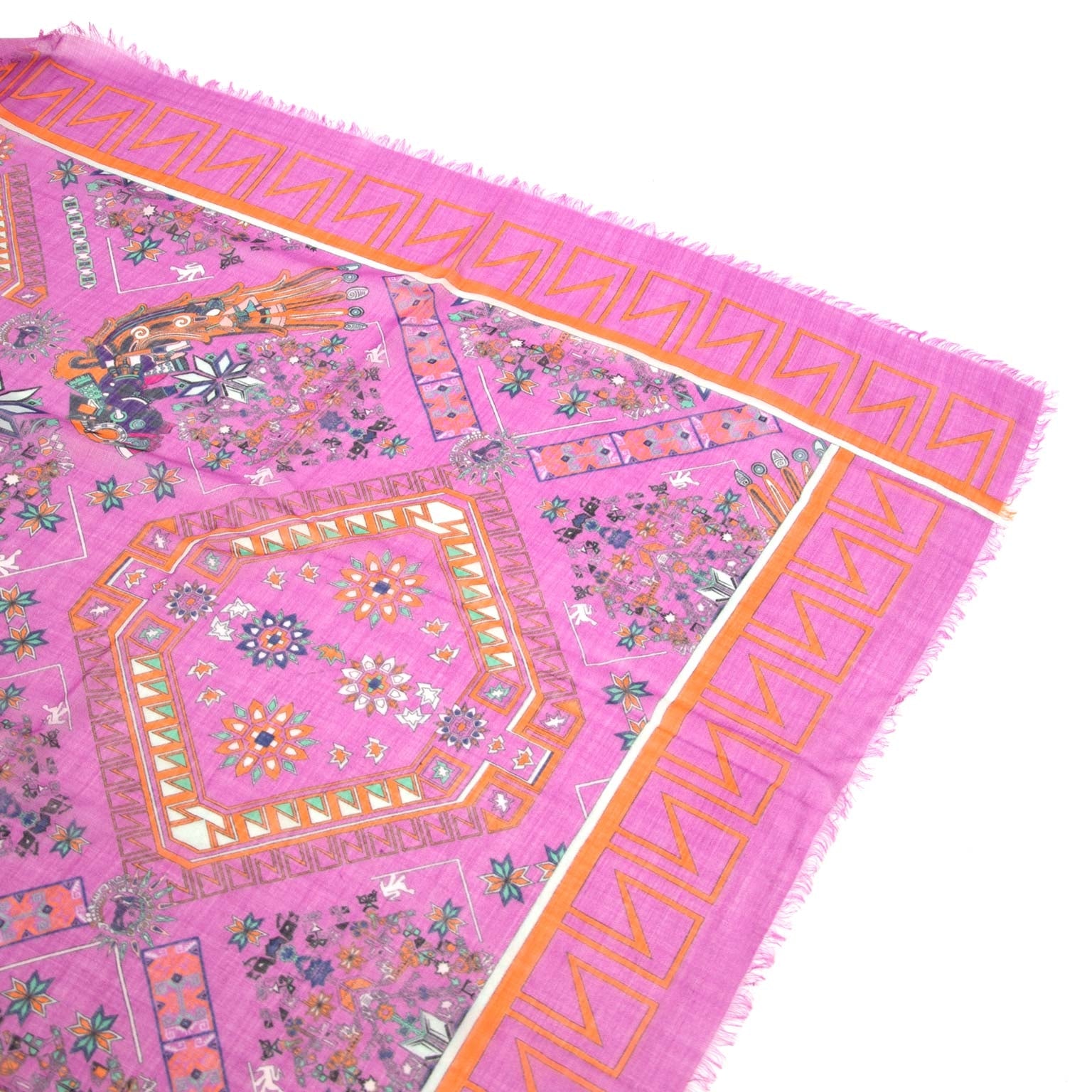 koop authentieke tweedehands versace native american sjaal bij labellov vintage mode webshop belgië