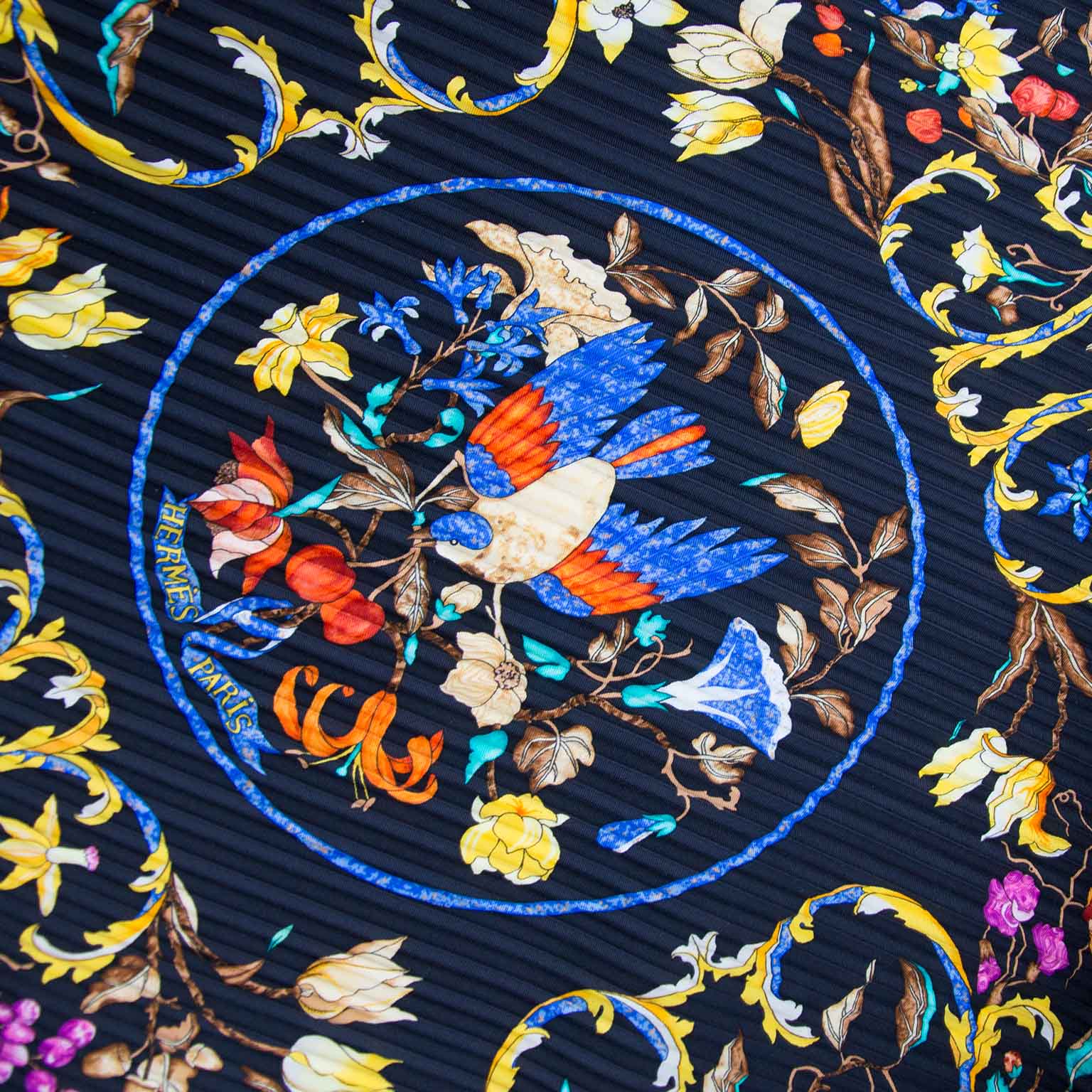 hermes scarf pierre d'orient et d'occident now online for the best price at labellov.com