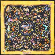 Koop nu jouw tweedehands Hermès Silk Scarf Carré Pierres d'Orient et d'Occident online op labellov.com