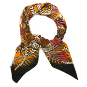 Are you looking for a Hermès Cashmere Scarf with pheasant print? Buy this XL beauty now on secondhand webshop Labellov for the best price.