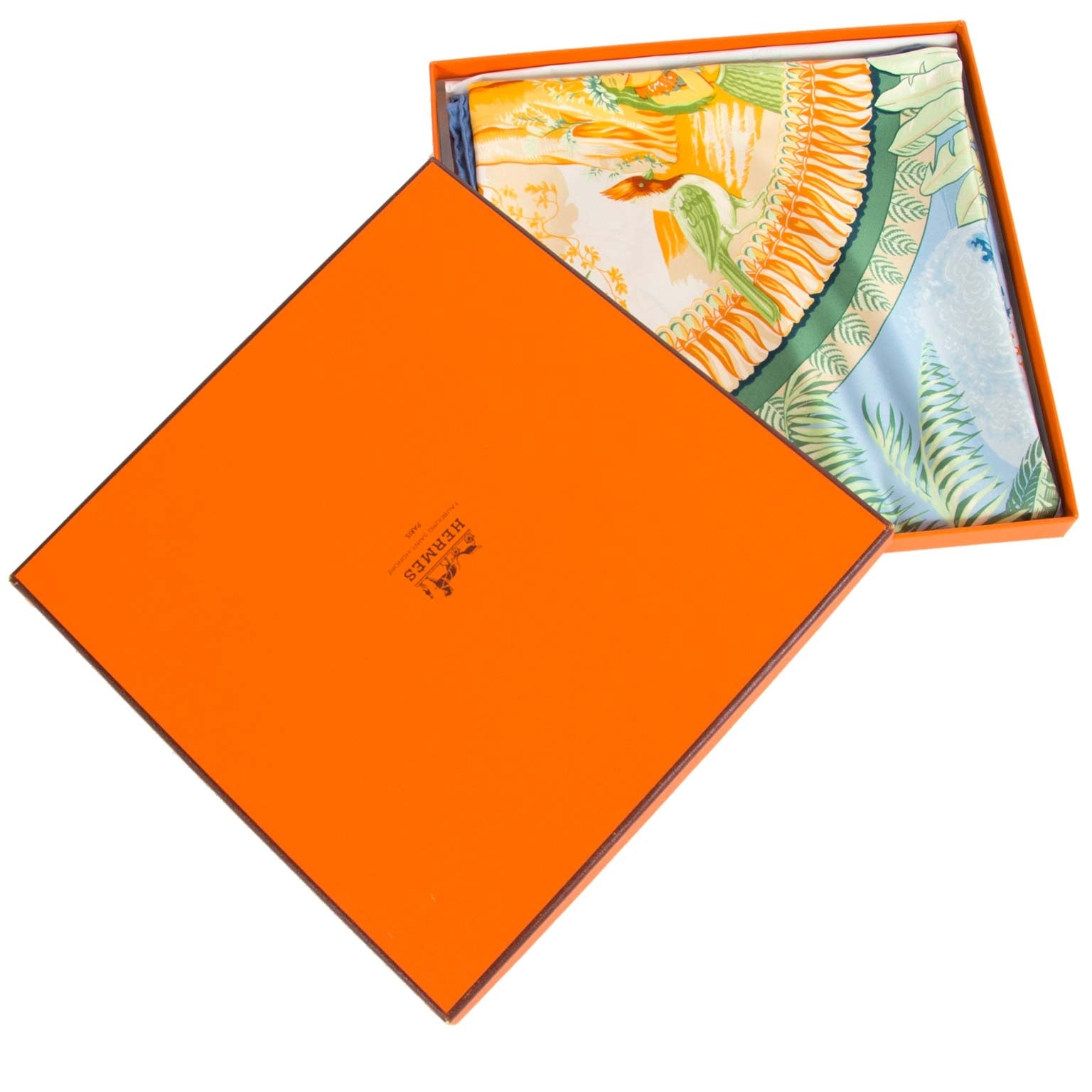 hermes carre aloha scarf at labellov vintage fashion webshop belgium