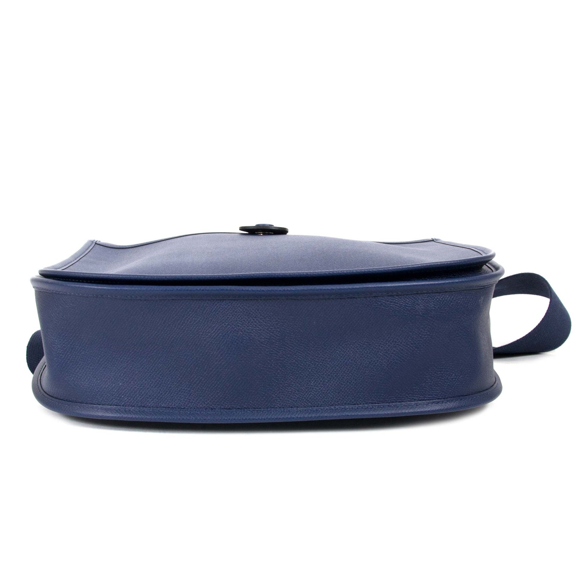 Hermès Evelyne III 33 GM Blue Epsom Bag now for sale at labellov vintage fashion webshop belgium