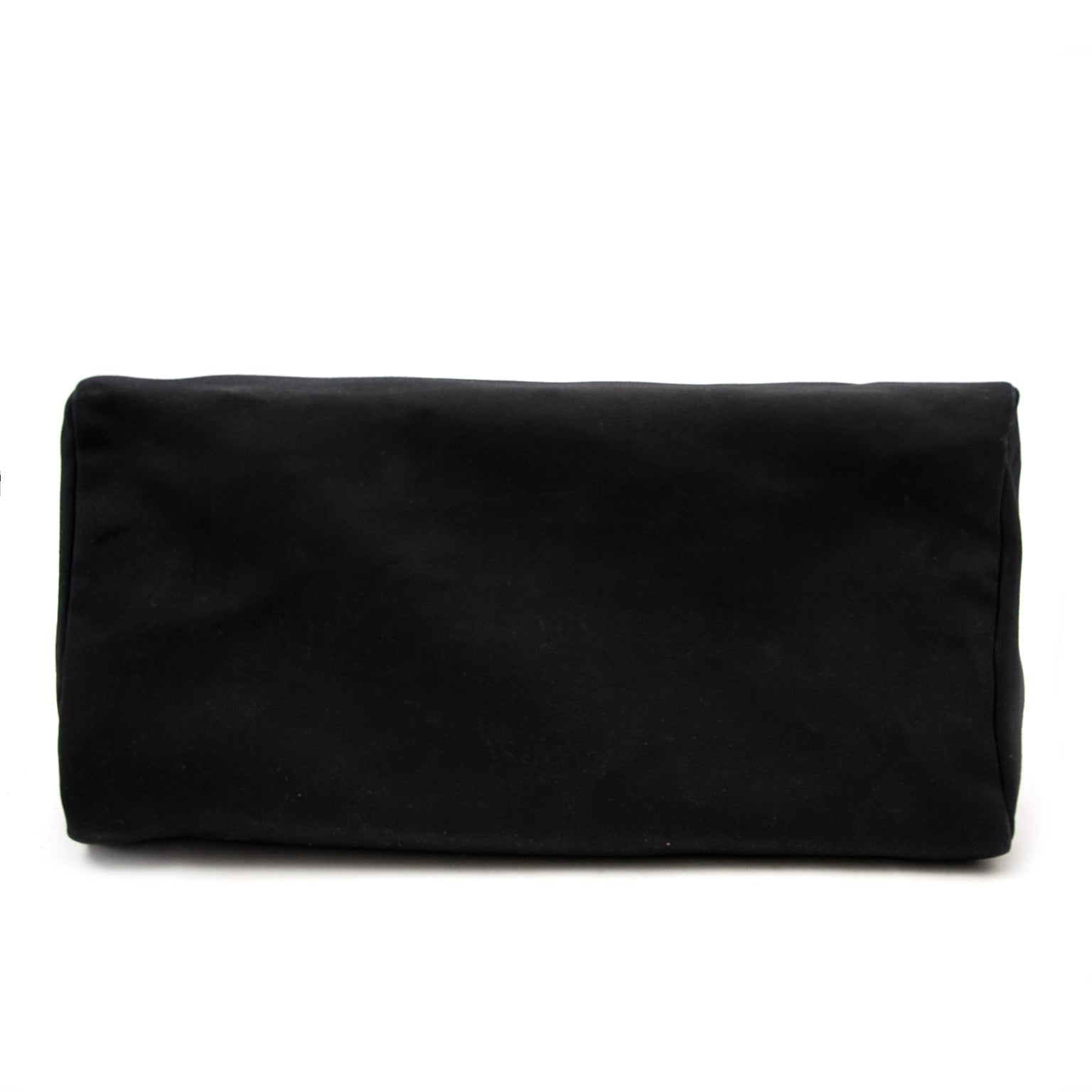 Secondhand Hermès Herbeg now available on www.labellov.com. Buy safe and secure at the bes price.
