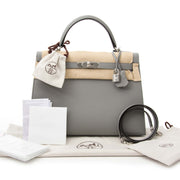 Hermès Kelly Sellier 32 Epsom Gris Mouette PHW for sale, brand new Hermès bag in Belgium.